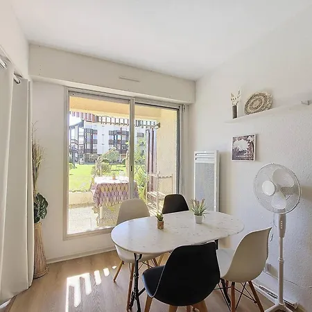 Apartment Avec Parking - 4 Pers., Vue Jardin - Fr-1-857-75